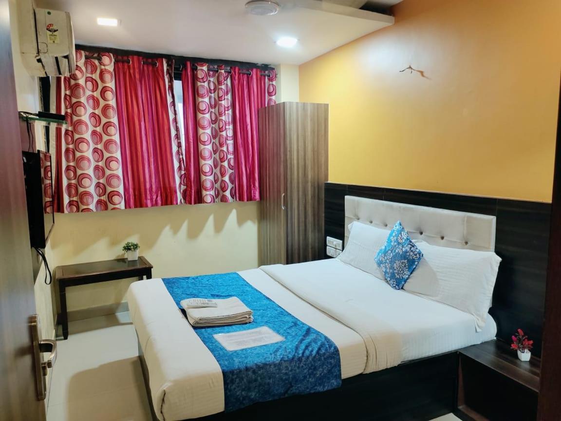 Hotel Golden Galaxy - Santacruz East Bombaj Zewnętrze zdjęcie