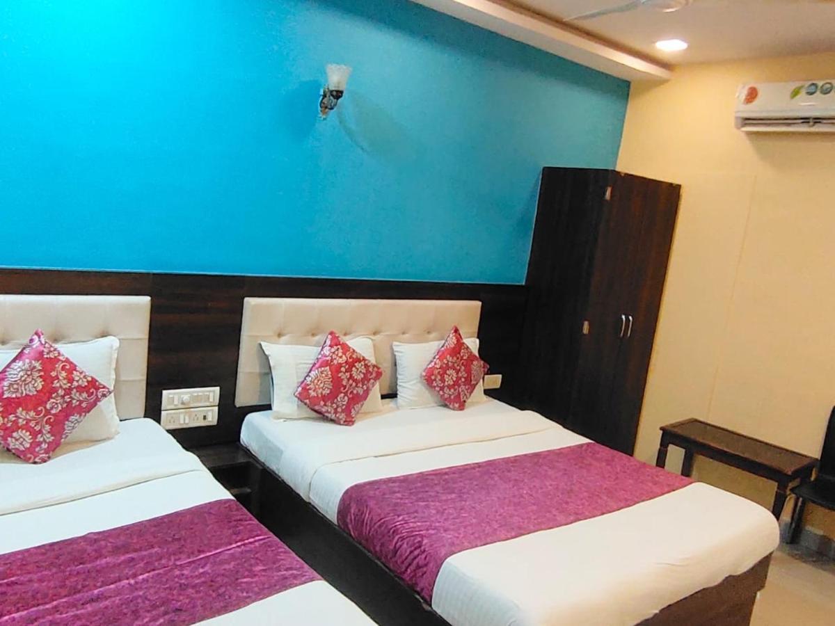 Hotel Golden Galaxy - Santacruz East Bombaj Zewnętrze zdjęcie