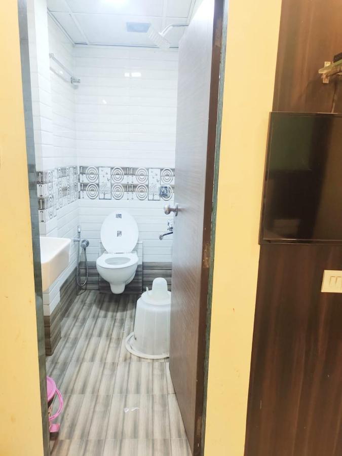 Hotel Golden Galaxy - Santacruz East Bombaj Zewnętrze zdjęcie